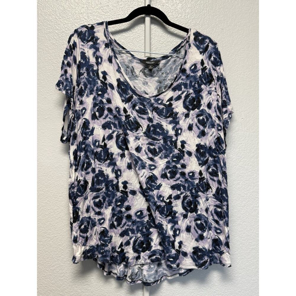 Simply Vera Vera Wang T Shirt Size 1X Short Sleeve Floral Bohemian